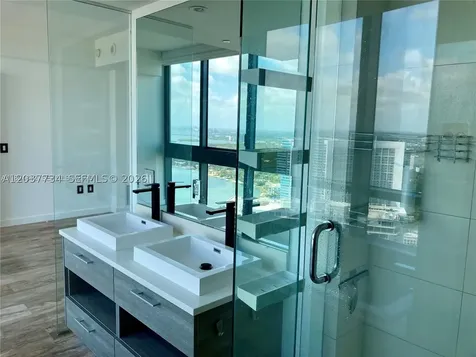 650 NE 32nd Street Miami FL 33137