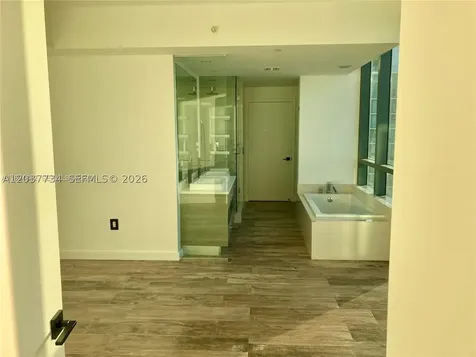 650 NE 32nd Street Miami FL 33137