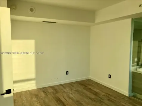 650 NE 32nd Street Miami FL 33137