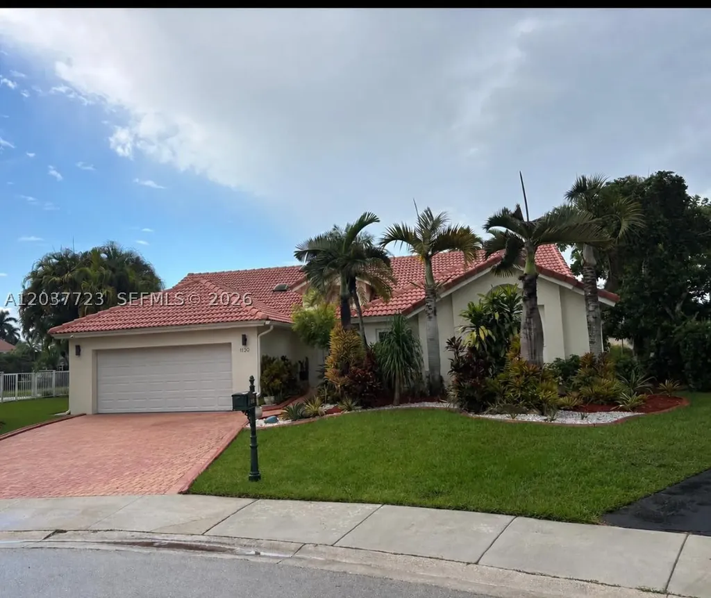 1130 Spyglass Weston FL 33326