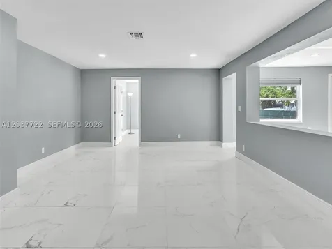 157 NE 6th Court Deerfield Beach FL 33441