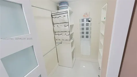 1421 SW 104th Avenue Pembroke Pines FL 33025