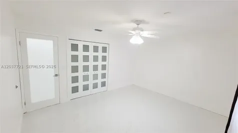 1421 SW 104th Avenue Pembroke Pines FL 33025