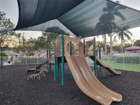 1990 Madeira Drive Weston FL 33327