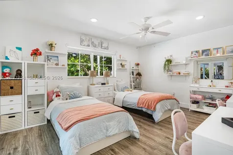 9444 SW 69th Court Pinecrest FL 33156