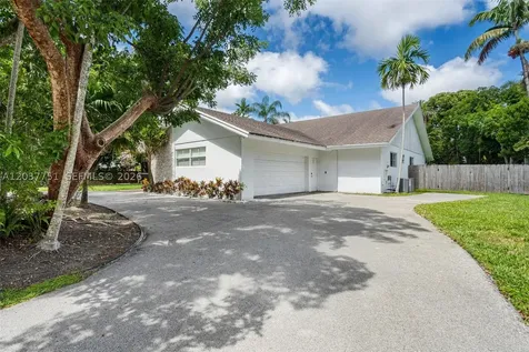 9444 SW 69th Court Pinecrest FL 33156