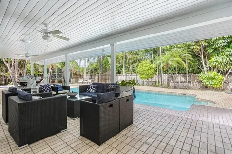 9444 SW 69th Court Pinecrest FL 33156