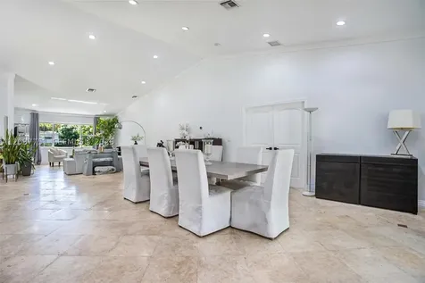 9444 SW 69th Court Pinecrest FL 33156