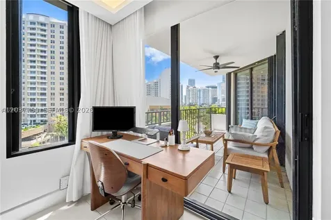 520 Brickell Key Drive Miami FL 33131