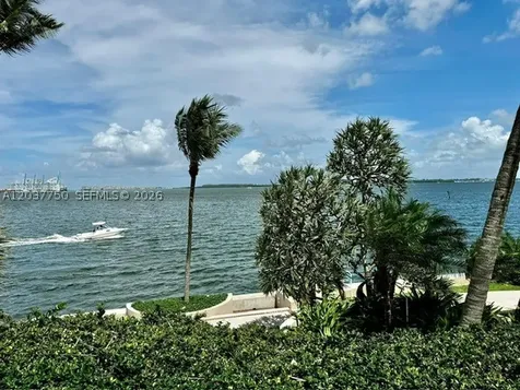 520 Brickell Key Drive Miami FL 33131