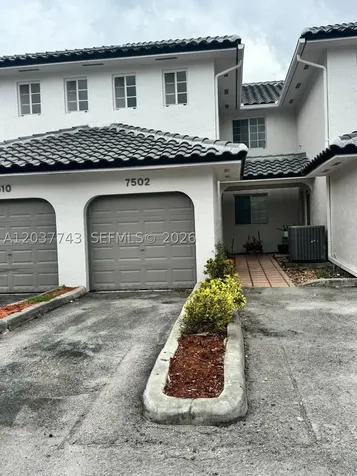 7502 NW 175th Street Hialeah FL 33015