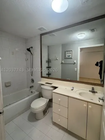 7502 NW 175th Street Hialeah FL 33015