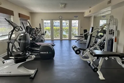 2200 S Ocean Drive Hollywood FL 33019