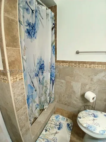 6365 W 27th Court Hialeah FL 33016