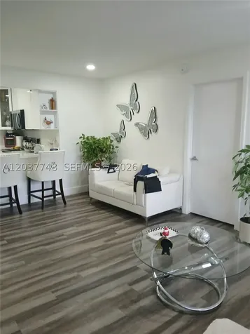 6365 W 27th Court Hialeah FL 33016