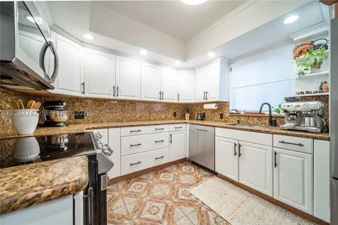 2421 SW 26th Lane Miami FL 33133