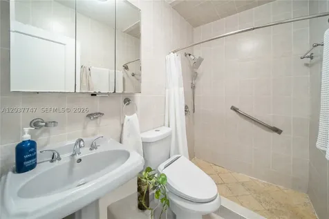 2421 SW 26th Lane Miami FL 33133