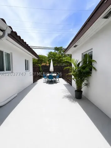 2421 SW 26th Lane Miami FL 33133