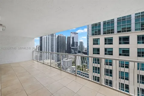 1200 Brickell Bay Drive Miami FL 33131