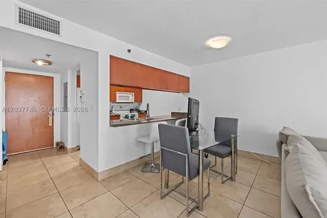 1200 Brickell Bay Drive Miami FL 33131