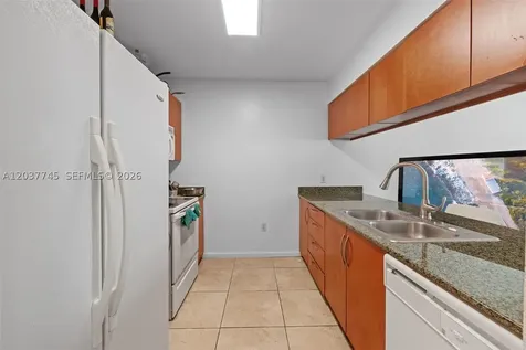 1200 Brickell Bay Drive Miami FL 33131