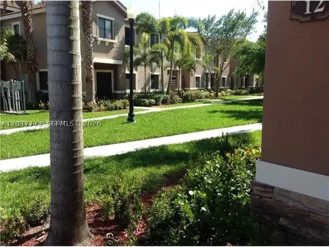 22811 SW 88th Place Cutler Bay FL 33190