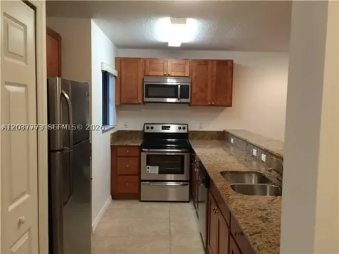 22811 SW 88th Place Cutler Bay FL 33190