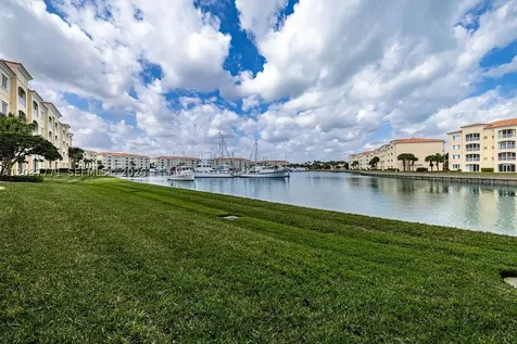 17 W Harbour Isle Drive W Fort Pierce FL 34949