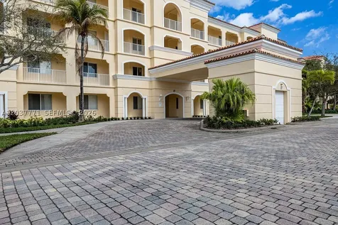 17 W Harbour Isle Drive W Fort Pierce FL 34949