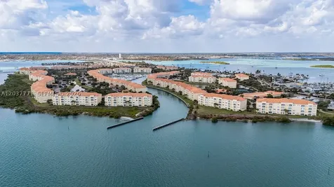 17 W Harbour Isle Drive W Fort Pierce FL 34949