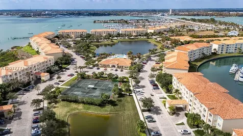 17 W Harbour Isle Drive W Fort Pierce FL 34949