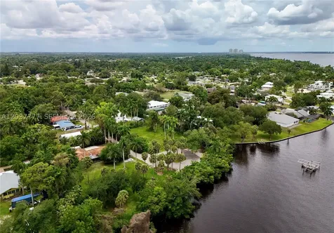 304 Royal Palm Park Road Fort Myers FL 33905