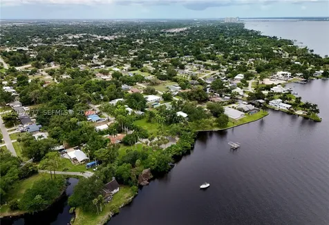 304 Royal Palm Park Road Fort Myers FL 33905