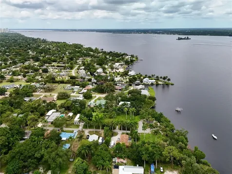 304 Royal Palm Park Road Fort Myers FL 33905