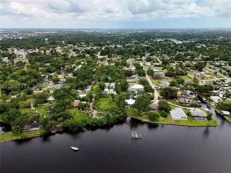 304 Royal Palm Park Road Fort Myers FL 33905