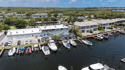 23 Royal Palm Point Vero Beach FL 32960