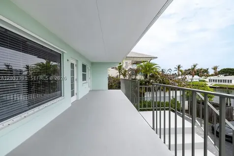 23 Royal Palm Point Vero Beach FL 32960