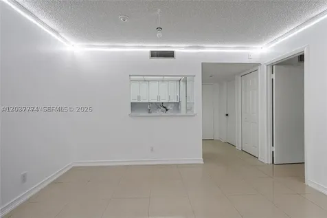 200 Lakeview Drive Weston FL 33326