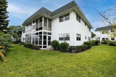 2800 Indian River Boulevard Vero Beach FL 32960