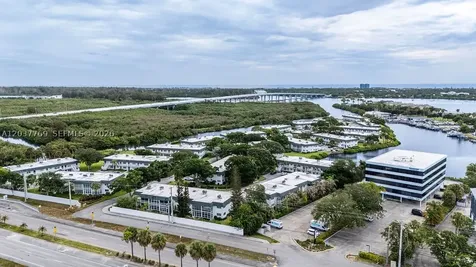 2800 Indian River Boulevard Vero Beach FL 32960