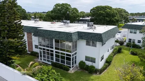 2800 Indian River Boulevard Vero Beach FL 32960