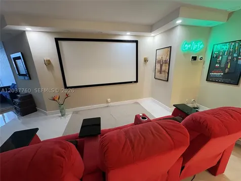 6767 Collins Avenue Miami Beach FL 33141