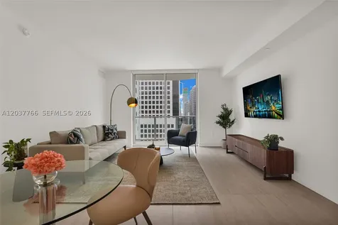 77 SE 5th Street Miami FL 33131