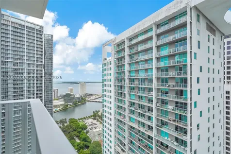 77 SE 5th Street Miami FL 33131