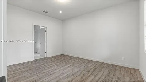 7704 Pacific Avenue Fort Pierce FL 34951