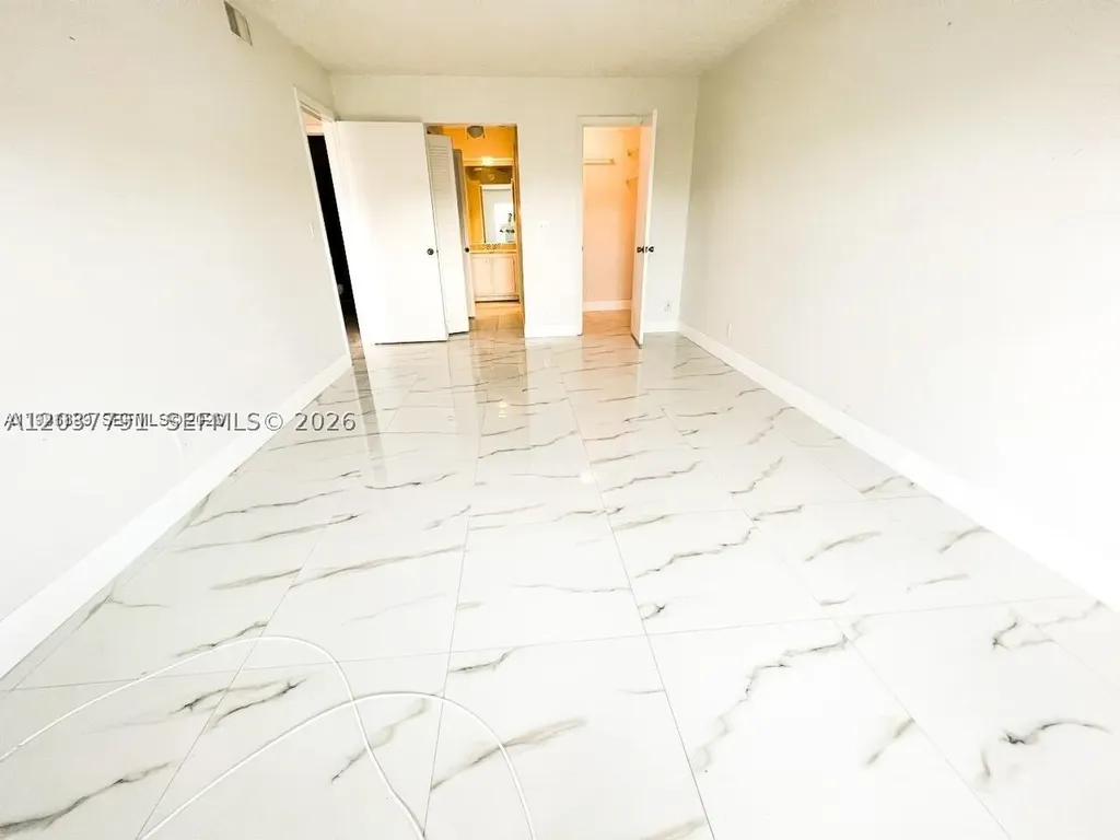 6395 Bay Club Drive Fort Lauderdale FL 33308