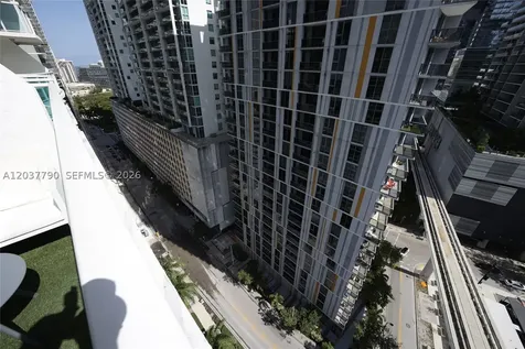 41 SE 5th Street Miami FL 33131