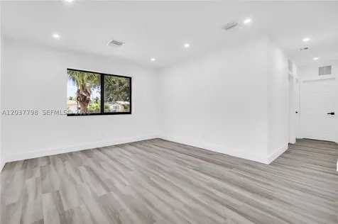 3300 SW 40th Avenue West Park FL 33023