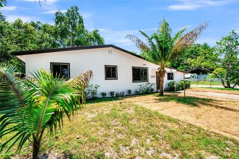 3300 SW 40th Avenue West Park FL 33023