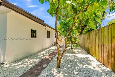 3300 SW 40th Avenue West Park FL 33023
